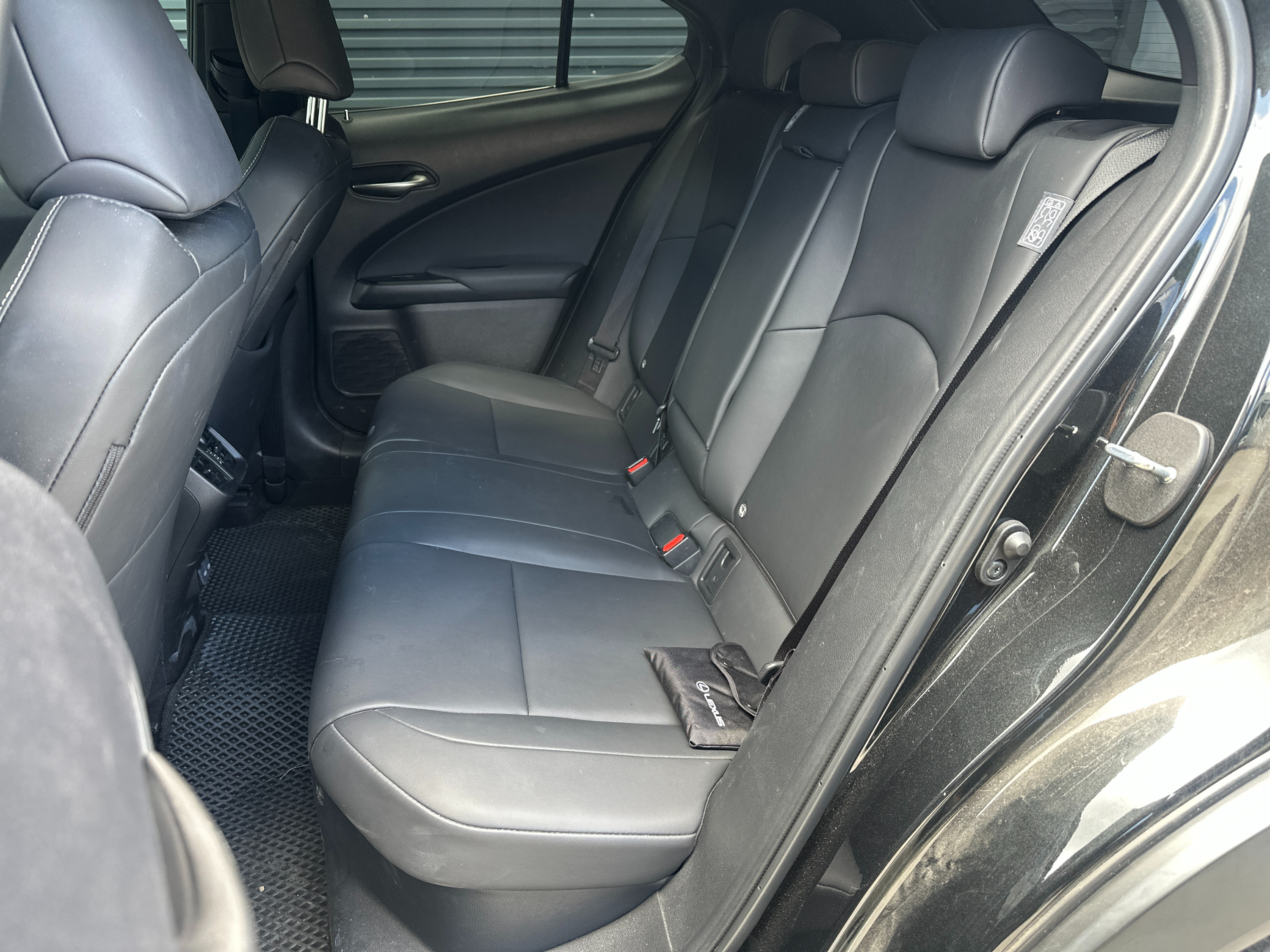 Lexus UX250H